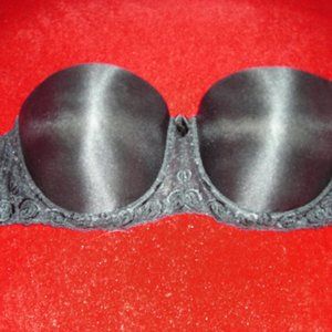Avon Brand size 36B black strapless bra with embroidery trim